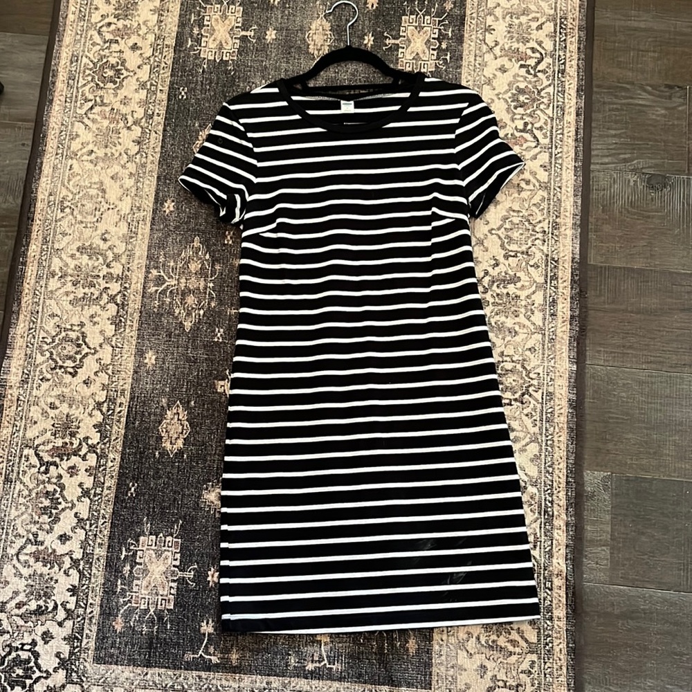 Old Navy dress
